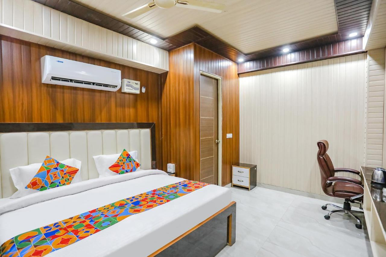 Fabhotel Jms Residency 德拉敦 外观 照片